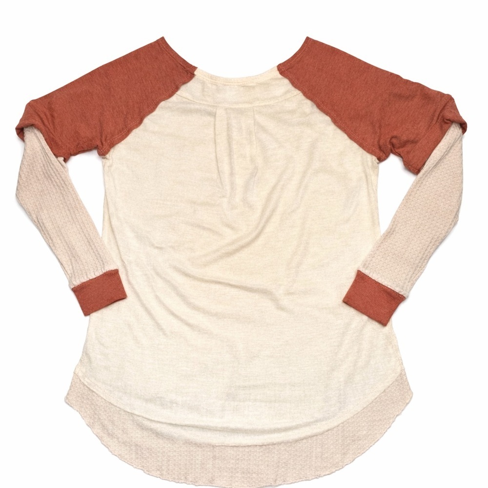 Gilded Intent Colorblock Waffle Knit Henley Top Size Small Cream Rust Raglan - Picture 3 of 8